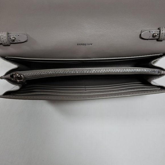 Burberry Hannah Wallet on Chain Crocodile Embossed Leather - Metallic Silver - Picture 8 of 9